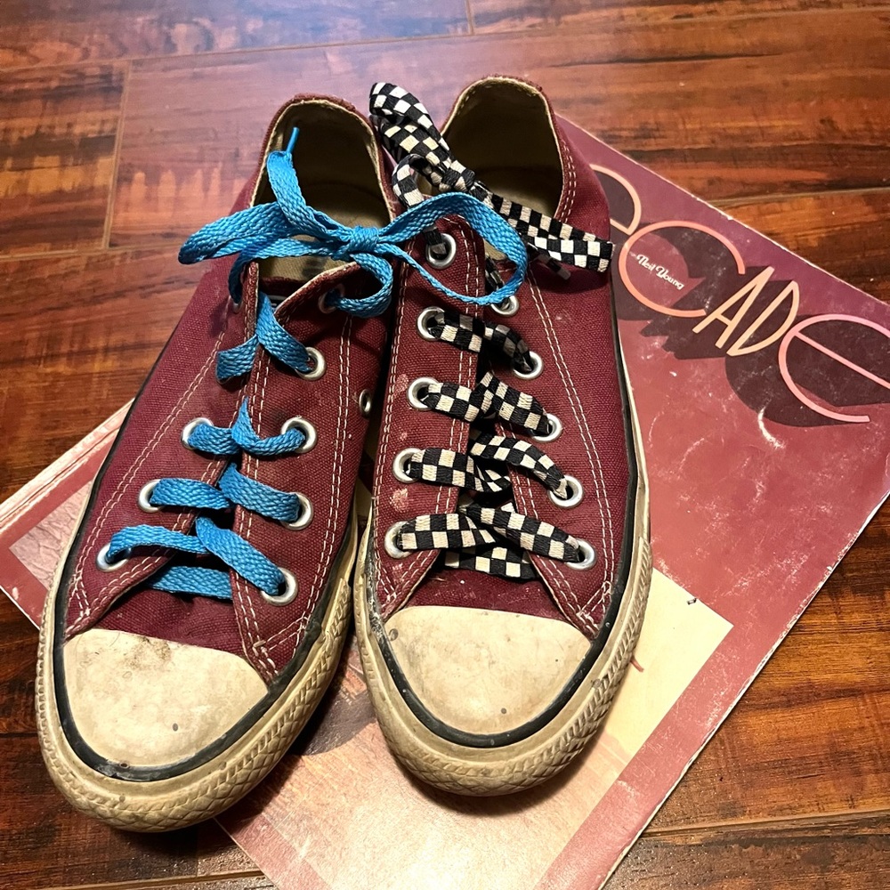 Maroon funky lace converse